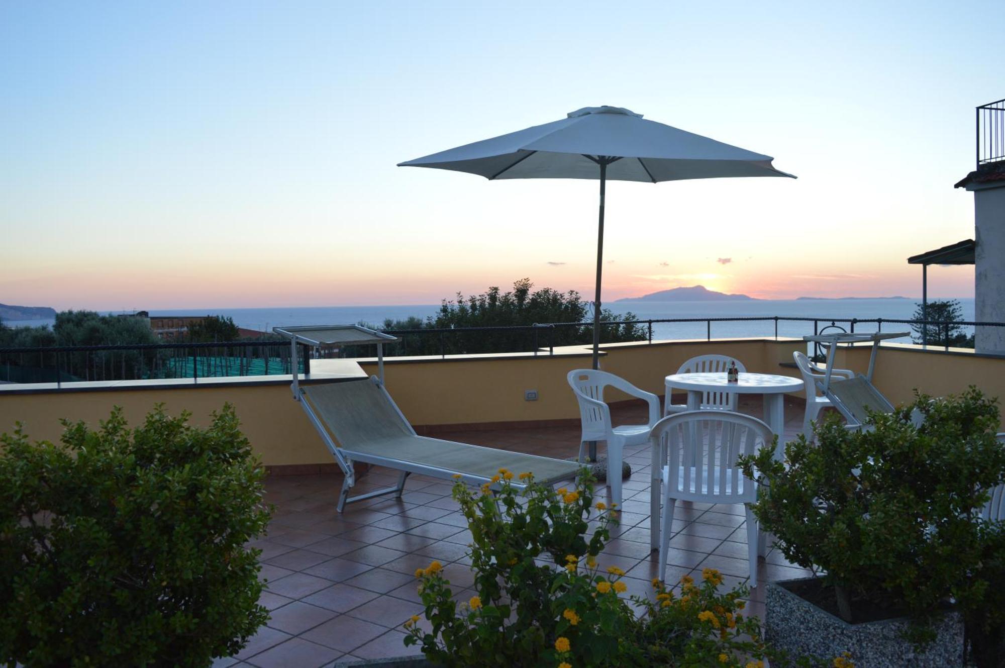 Mary'S Dream - Villa Overlooking Capri And Ischia In Sorrento Peninsula Massa Lubrense Buitenkant foto